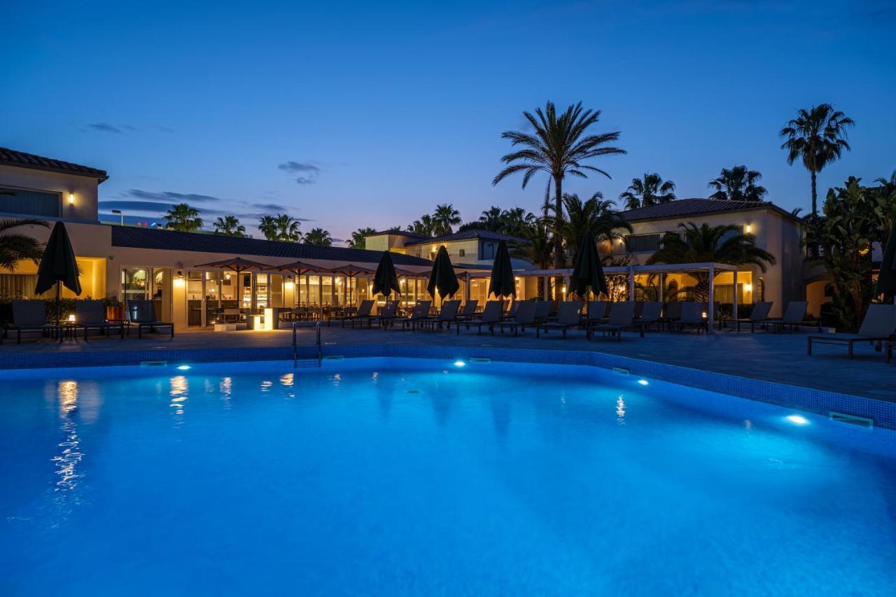 Oassium Hotel - Adults Only Ла Пинеда Екстериор снимка
